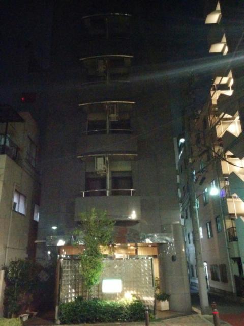 (削除か閉店)ホテルピア(北区/ラブホテル)の写真『夜の外観(正面)』by ましりと