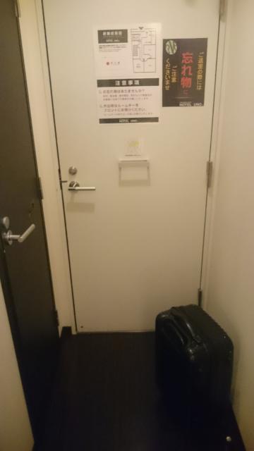HOTEL UNO(ウノ)(川口市/ラブホテル)の写真『103号室 玄関』by でこた