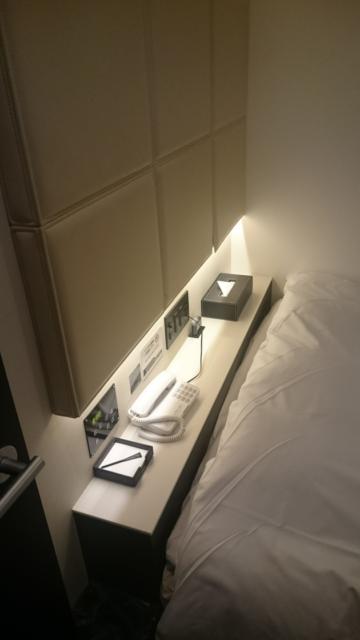 HOTEL UNO(ウノ)(川口市/ラブホテル)の写真『103号室 ベッド頭部』by でこた