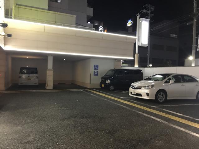 ファインガーデン十三(大阪市/ラブホテル)の写真『駐車場』by まさおJリーグカレーよ