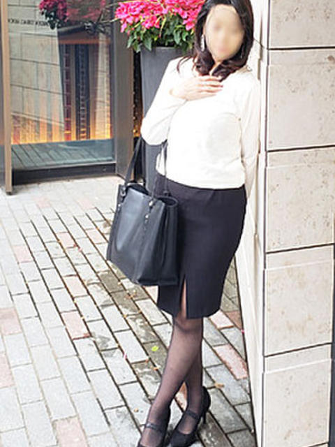 平松 不倫妻の誘惑（人妻系デリヘル）