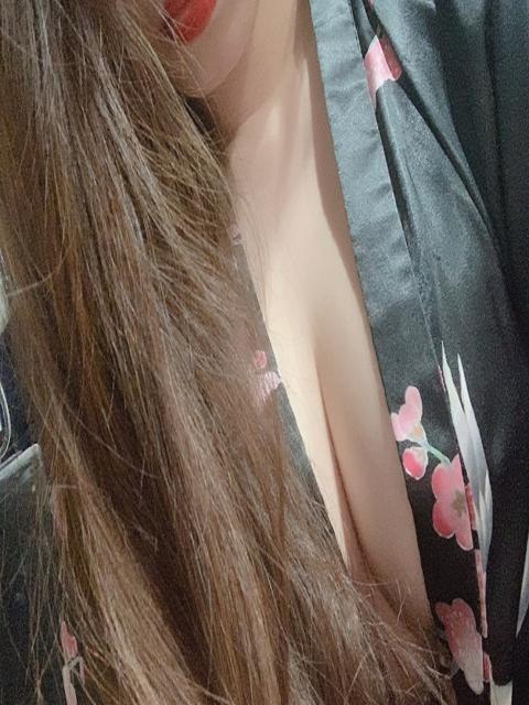 なな クラブリリー（セクキャバ）