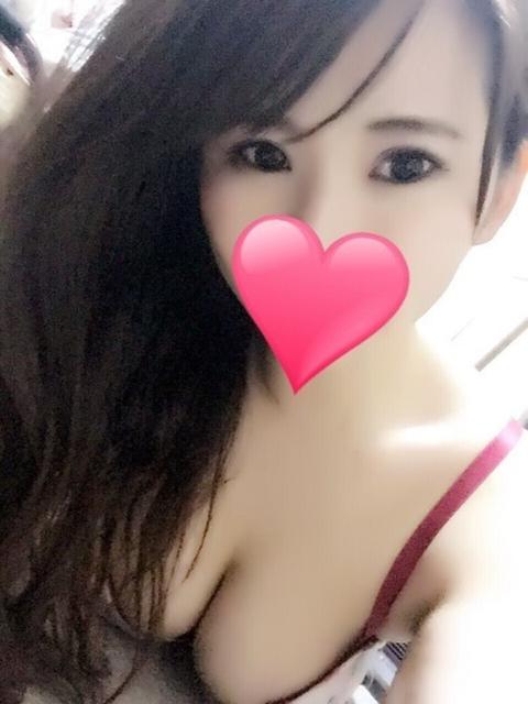 アコ 京都美女図鑑 〜素人専門店LUXE〜（デリヘル）