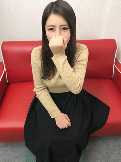 あやみ【超ドＭ少女】 京都美女図鑑 〜素人専門店LUXE〜（デリヘル）