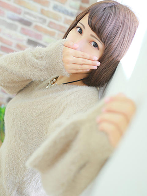 キララ 京都美女図鑑 〜素人専門店LUXE〜（デリヘル）