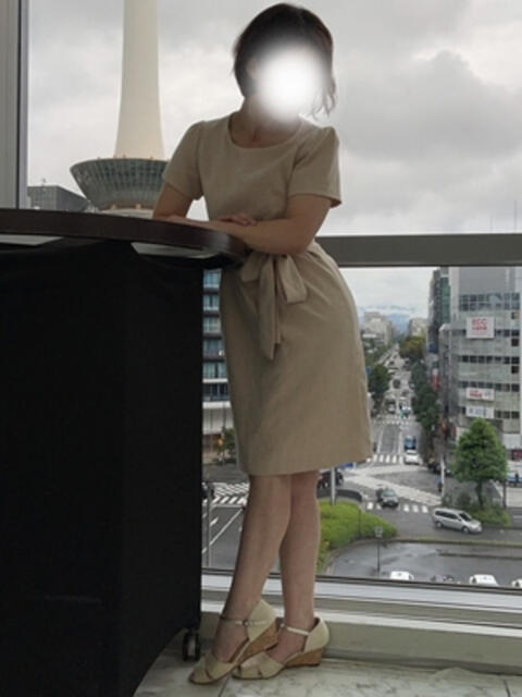 葛城夕陽 大阪人妻花壇（人妻デリヘル）