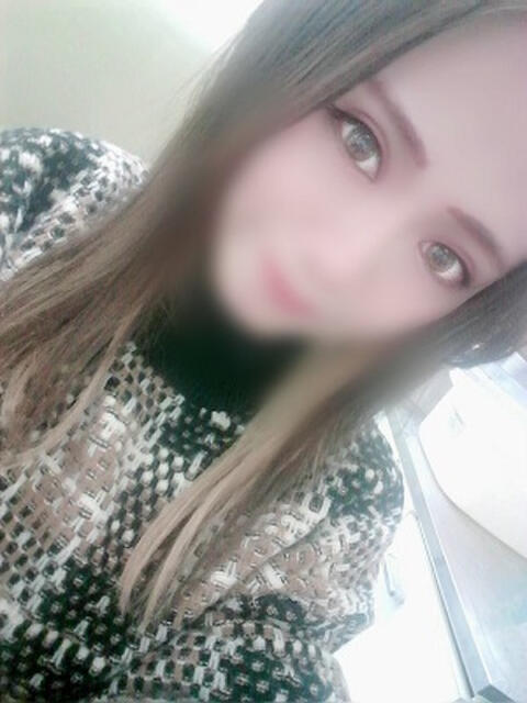 いずみ 極痴女専科 eros妻~エロマ~(人妻系デリヘル)