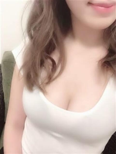 篠崎　あゆ マ・ジ・メSPA（マジメスパ）～Blue＆Another Ｓky～（【非風俗】メンズエステ）