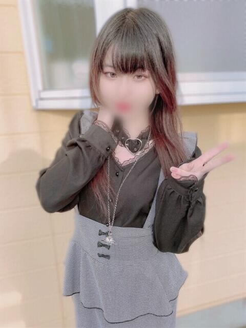 みりか　18才元学生 那須塩原美少女図鑑（デリヘル）