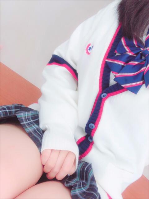 かえで 山梨 風俗 デリヘル 『ラブ&ピース学園』(デリヘル)