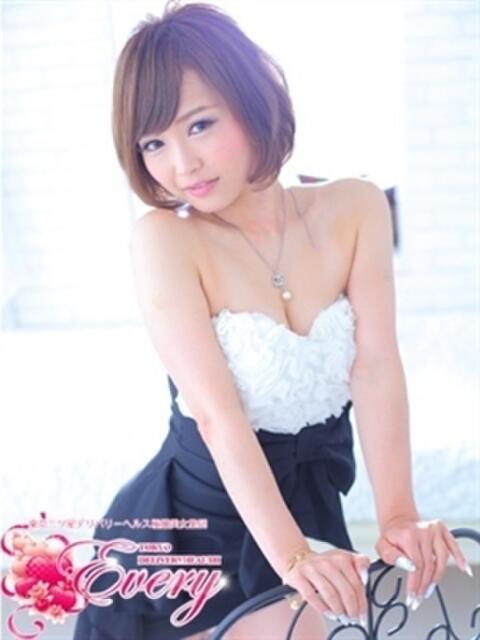 真菜【まな】 Every-エヴリィ-（デリヘル）