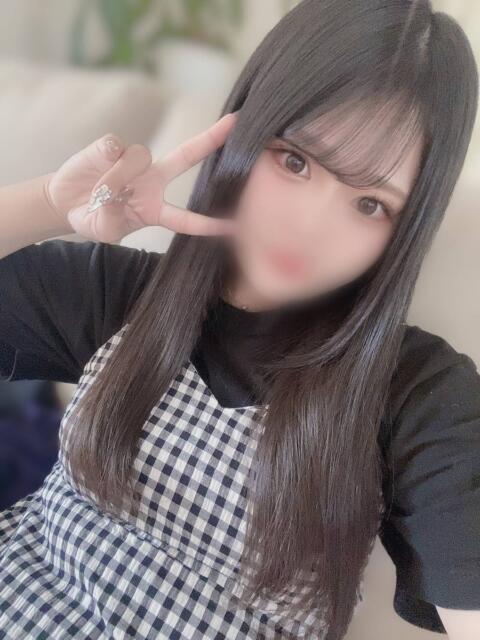 えみり☆無垢18歳 白河美少女図鑑（デリヘル）