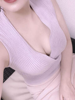 なな 俺の秘密基地（池袋/癒し系（非風俗））