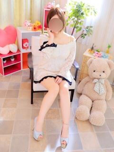 えみり☆可愛い超美乳E潮吹き綺麗 PREMIUM萌え可愛いチョコレート~全てのステージで感動の体験を~(デリヘル)