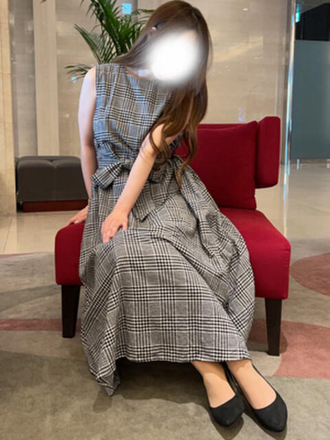 佐久間結衣 大阪人妻花壇（人妻デリヘル）