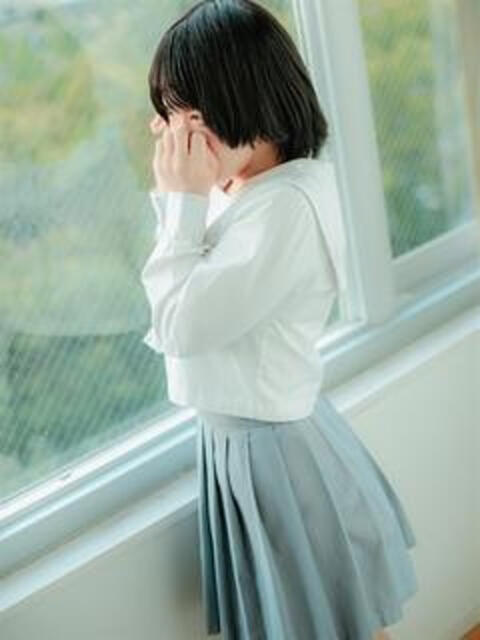 つむぎ 学校帰りの妹に手コキしてもらった件 谷九（受付型オナクラ（手コキ））