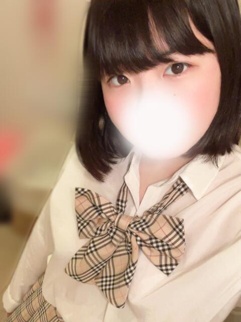 ともえ とある風俗店♡やりすぎさーくる新宿大久保店♡で色んな無料オプションしてみました（デリヘル）