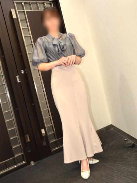和 東京人妻フォーシーズンズ（人妻・熟女待ち合わせデリヘル）