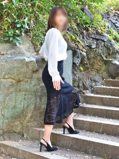 花恵 東京人妻フォーシーズンズ（人妻・熟女待ち合わせデリヘル）