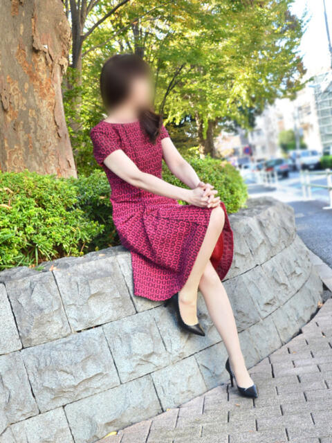 真菜 東京人妻フォーシーズンズ（人妻・熟女待ち合わせデリヘル）