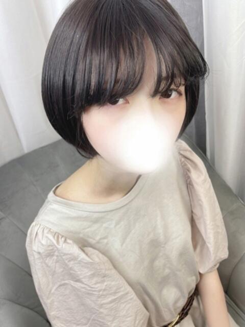 はつみ とある風俗店♡やりすぎさーくる新宿大久保店♡で色んな無料オプションしてみました（デリヘル）