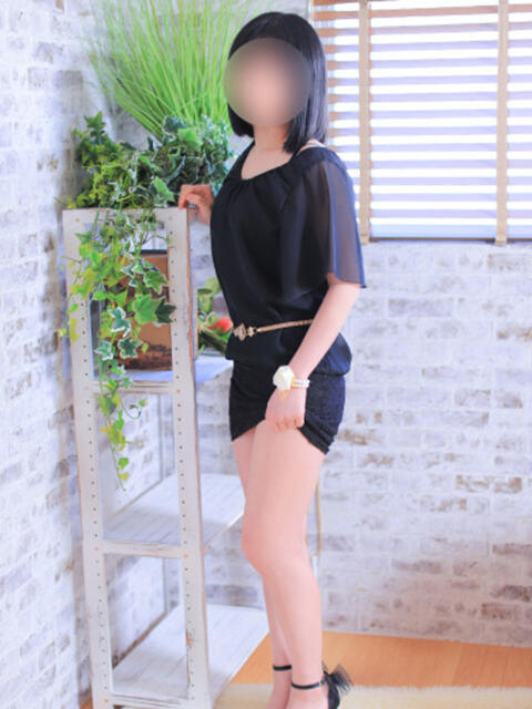 みどり 奥さま食堂(人妻デリヘル)