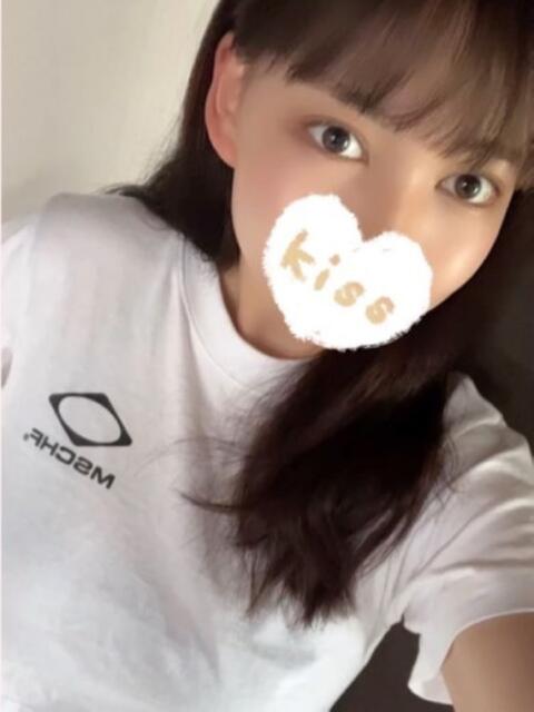 みお☆極上ぴゅあ処女究極の可愛さ PREMIUM萌え可愛いチョコレート～全てのステージで感動の体験を～（デリヘル）