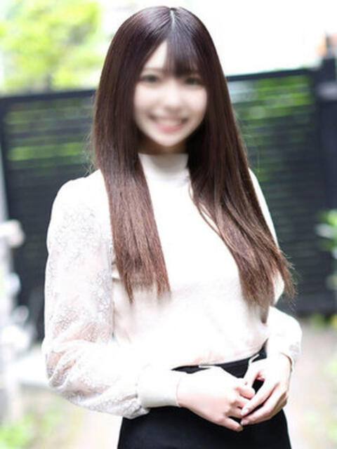 奥田なつき 断りきれない美人マッサージ嬢たち（デリヘル＆エステ）