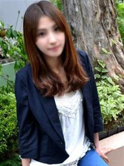 まお 鶯谷現役女子大生コレクション（デリヘル）