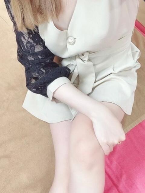 ななゆ☆超可愛い抜群スタイル美乳 PREMIUM萌え可愛いチョコレート～全てのステージで感動の体験を～（デリヘル）