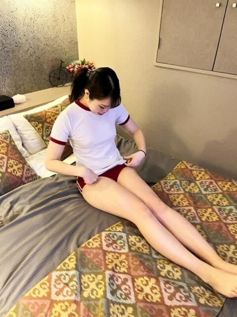 りら 山梨　風俗　デリヘル　 『ラブ＆ピース学園』（デリヘル）