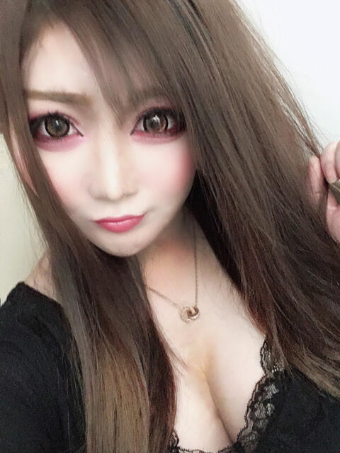 夕凪かなめ 渋谷 3P 複数プレイ専門店ハーレム（デリヘル）