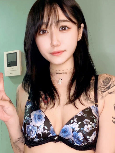 酒井ぴの 渋谷 3P 複数プレイ専門店ハーレム（デリヘル）