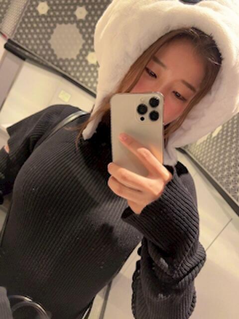 ゆに Vivienne池袋西口店（キャバクラ）