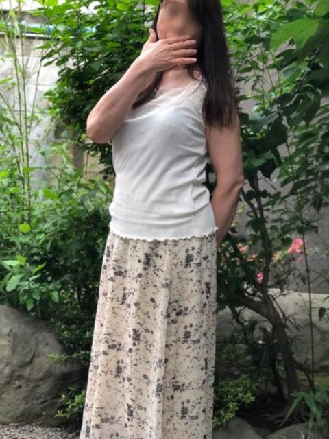 もも クイーン（鶯谷）（熟女デリヘル）