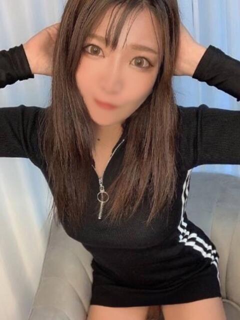 あびる とある風俗店♡やりすぎさーくる新宿大久保店♡で色んな無料オプションしてみました（デリヘル）