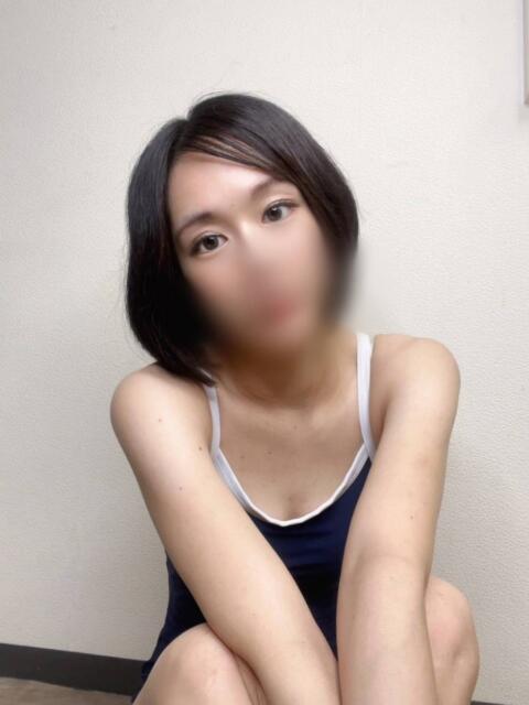 いず 白河美少女図鑑(デリヘル)