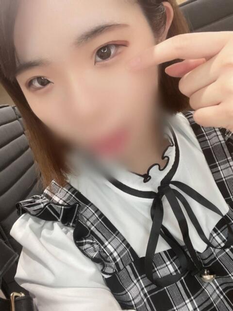 りょう☆小柄・細身 白河美少女図鑑(デリヘル)