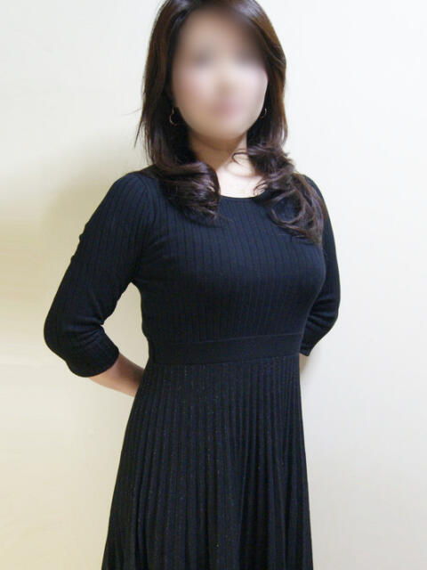 小泉 シュガーレディ（人妻・熟女デリヘル）