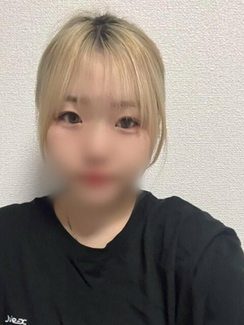 るりな 極痴女専科 eros妻～エロマ～（人妻系デリヘル）