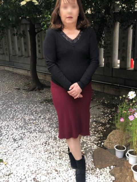 しおり クイーン（鶯谷）（熟女デリヘル）