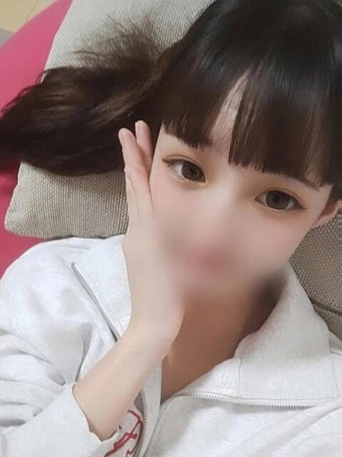 なつ☆19歳ロリカワ 那須塩原美少女図鑑（デリヘル）