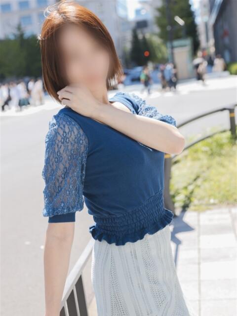 かなで 奥様鉄道69 東京店（人妻系デリヘル）