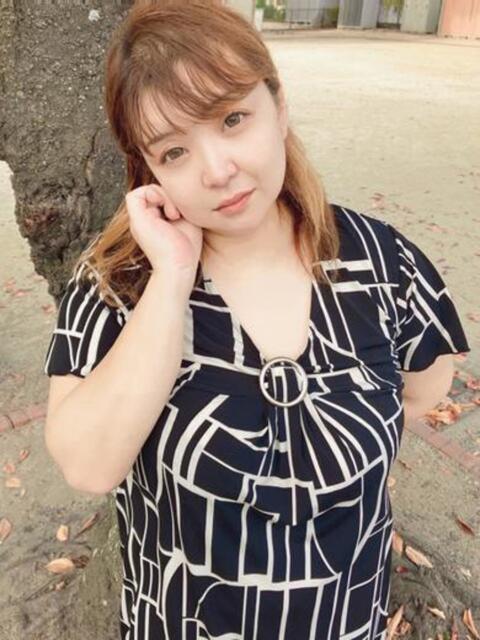 けい　Ｈカップ Tuntuni輝き元祖大丸（ぽっちゃりデリヘル）