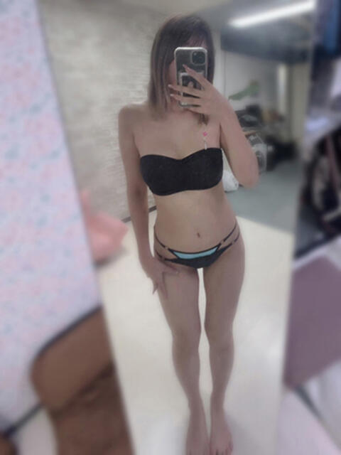 うみ 横浜ギャルの宅急便（デリヘル）