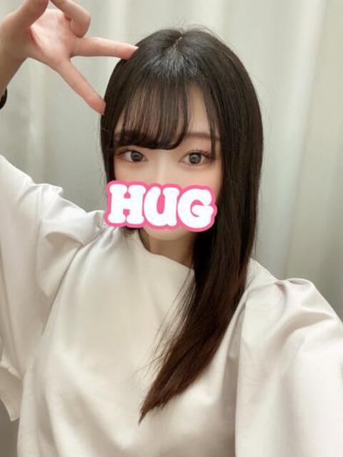 しう☆色白美肌のスリム美女！ HUG（デリヘル）