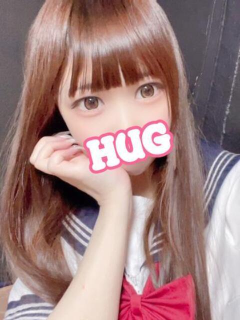 まゆな☆愛嬌抜群！ロリカワ系美女 HUG（デリヘル）