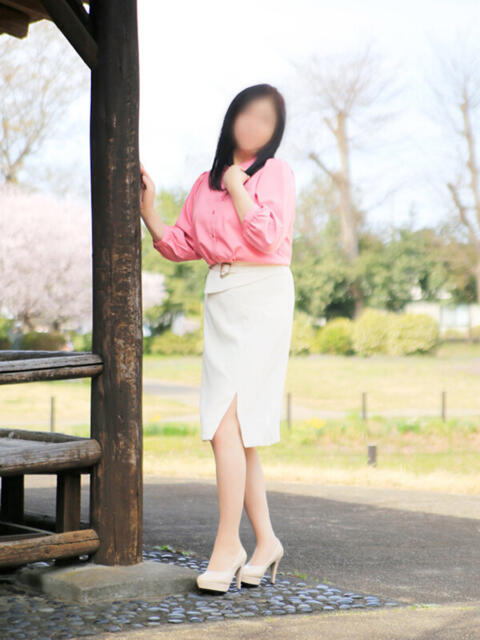 花木 りお こあくまな熟女たち伊勢崎店（KOAKUMAグループ）（人妻・熟女デリヘル）