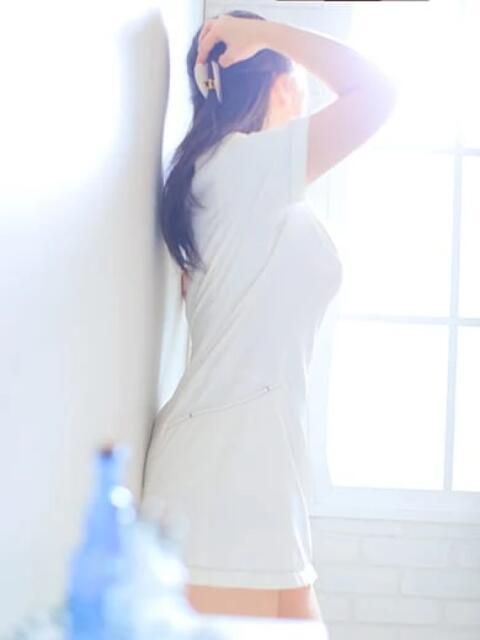 あき【御奉仕セラピスト】 LOVE＆アロマ（出張型性感エステ）