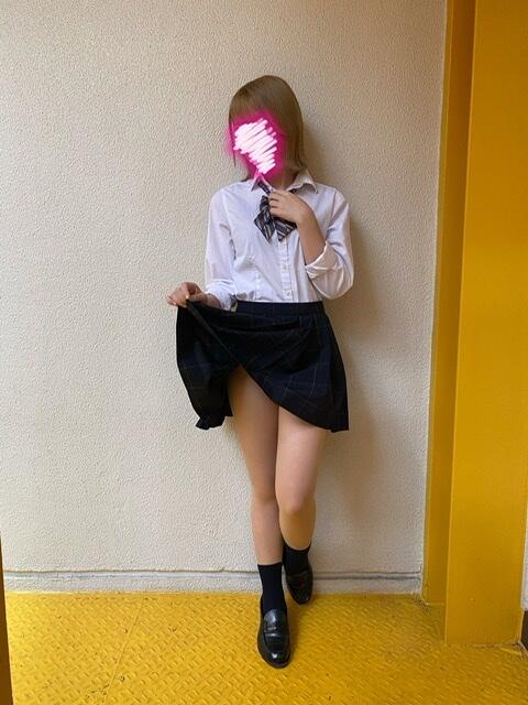 神崎麗美 池袋派遣型JKリフレ age8（派遣リフレ）